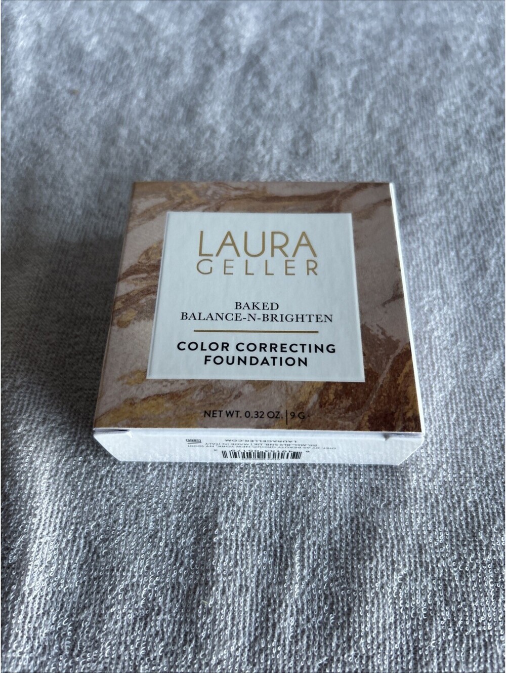 Laura Geller Baked Balance-n-Brighten Color Correcting Foundation 0.16 oz